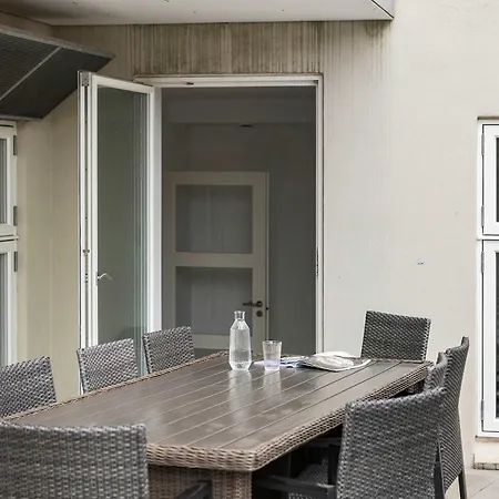 High-street Apartment *