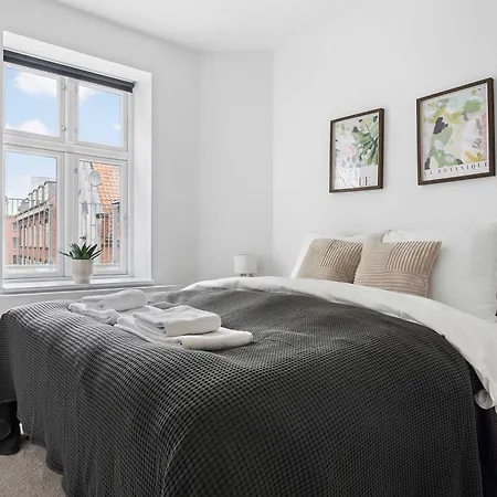 High-street Apartment *